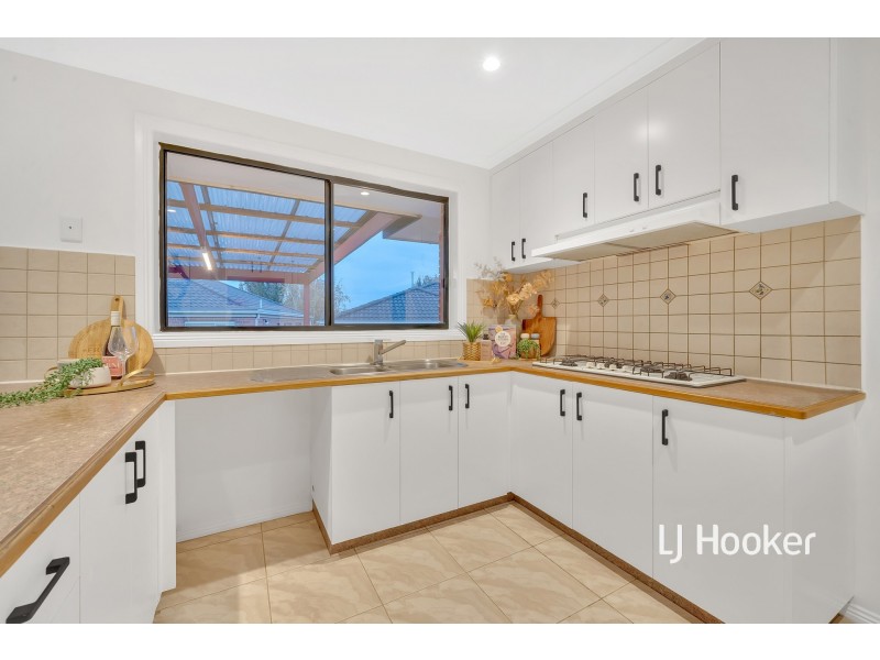 10 Nihila Court, Hampton Park VIC 3976