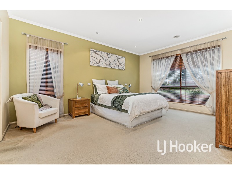 12 Park City Drive, Lynbrook VIC 3975