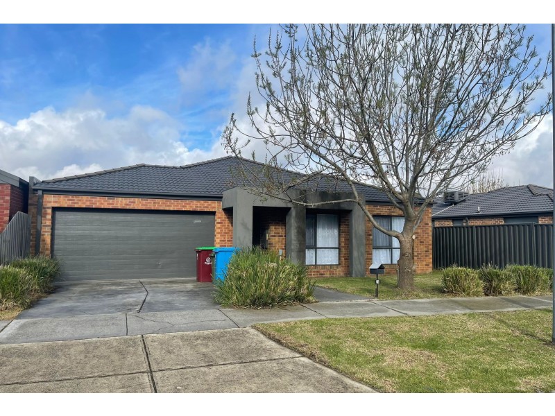 10 Tarragon Court, Lynbrook VIC 3975