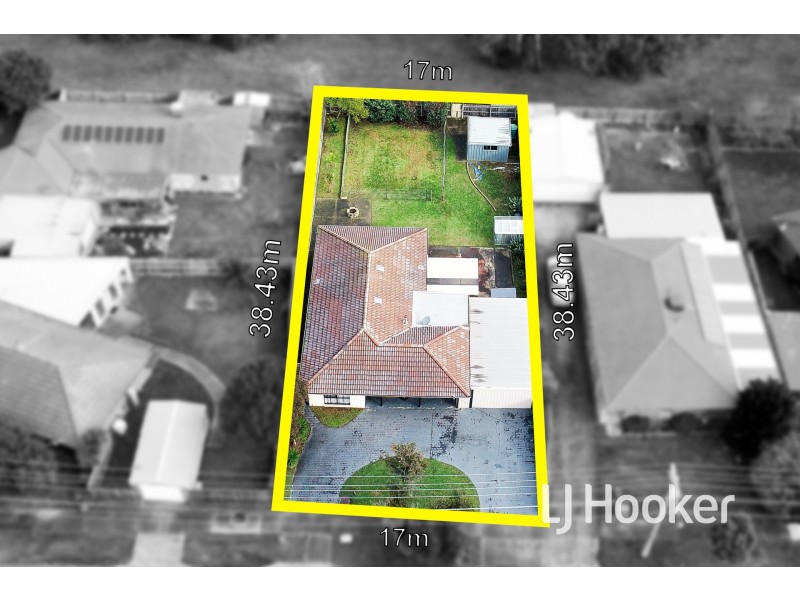 4 Craigie Court, Hampton Park VIC 3976