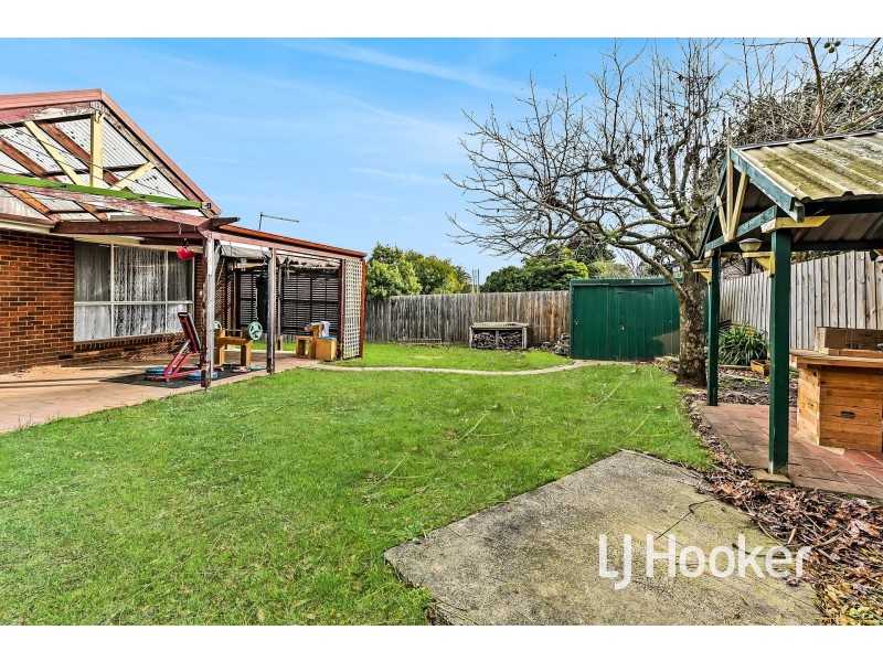 13 Sue Court, Hampton Park VIC 3976