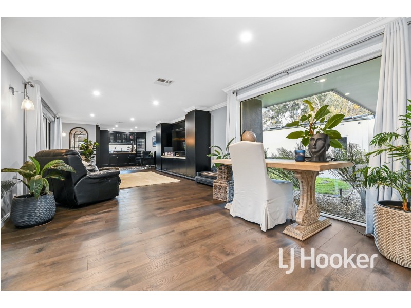 36 Collison Road, Cranbourne East VIC 3977