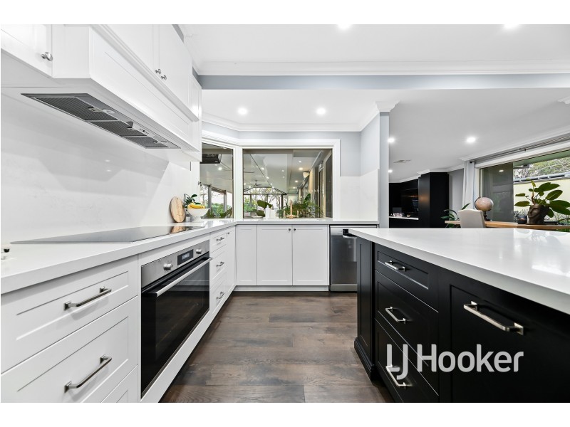 36 Collison Road, Cranbourne East VIC 3977