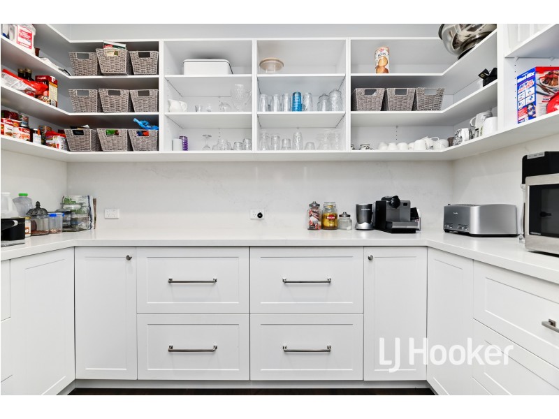 36 Collison Road, Cranbourne East VIC 3977