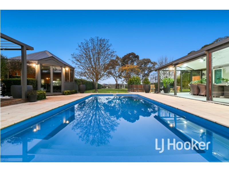 36 Collison Road, Cranbourne East VIC 3977