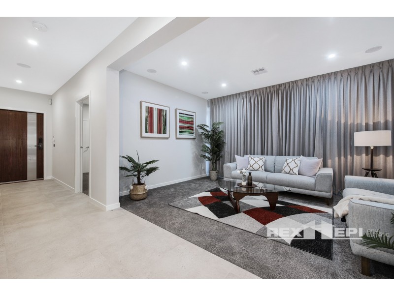 95 Castillo Avenue, Clyde North VIC 3978