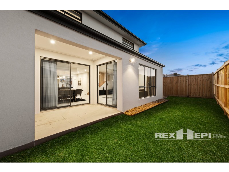 95 Castillo Avenue, Clyde North VIC 3978