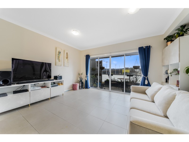 10 Rocket Lane, Cranbourne North VIC 3977