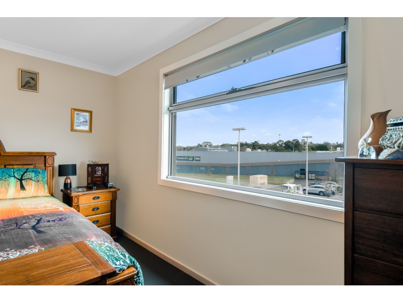 10 Rocket Lane, Cranbourne North VIC 3977