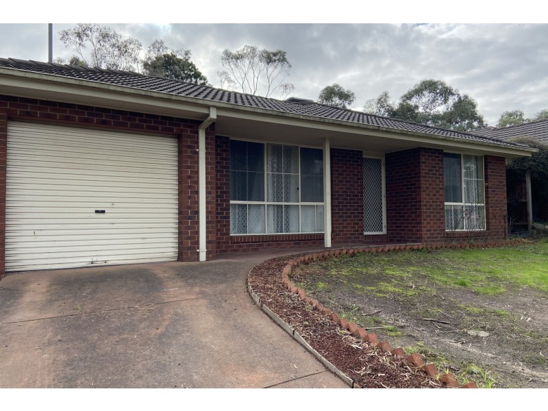 22 Dutton Close, Lynbrook VIC 3975
