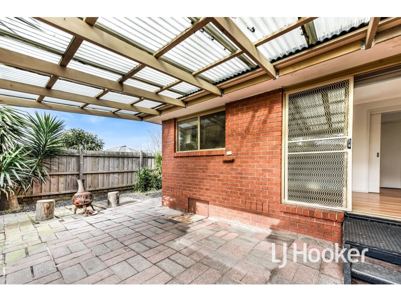 2/8 Hayes Road, Hampton Park VIC 3976