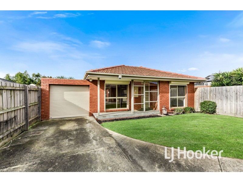 2/8 Hayes Road, Hampton Park VIC 3976