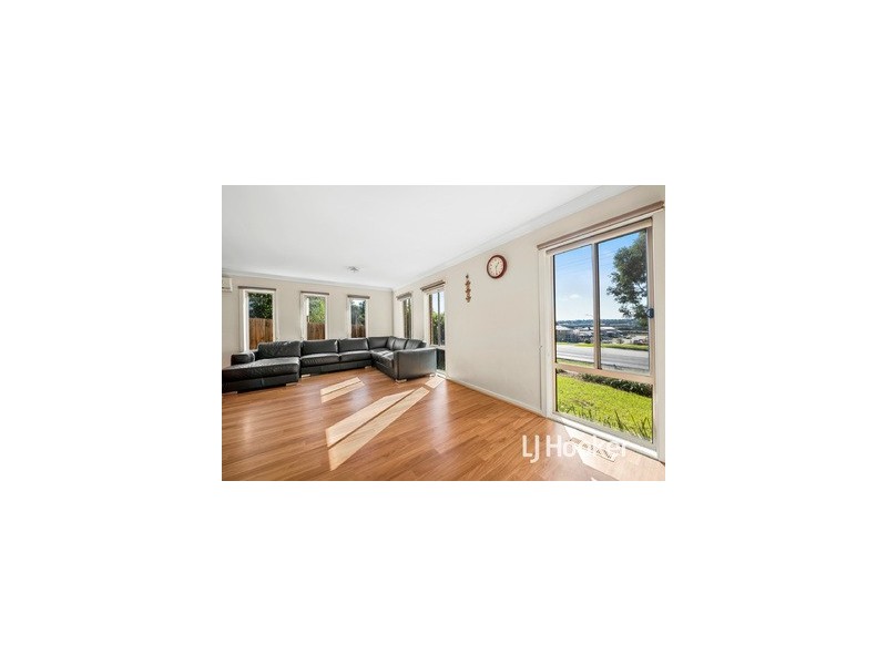 12/284 Pound Road, Hampton Park VIC 3976