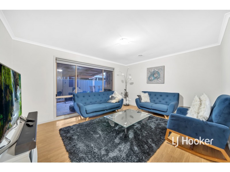 1 Nimbus Court, Hampton Park VIC 3976