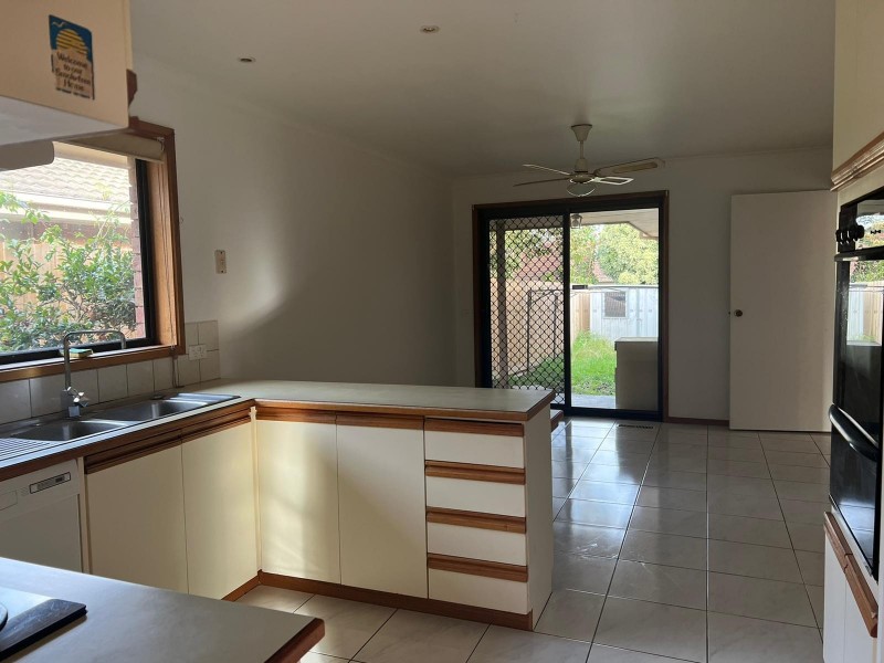 23 Escott Grove, Berwick VIC 3806