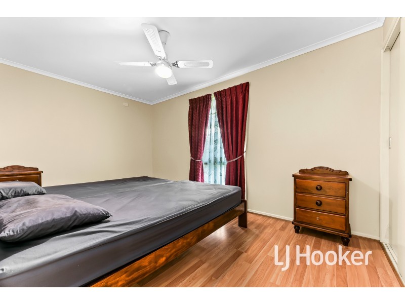 8 Ivan Crescent, Hampton Park VIC 3976