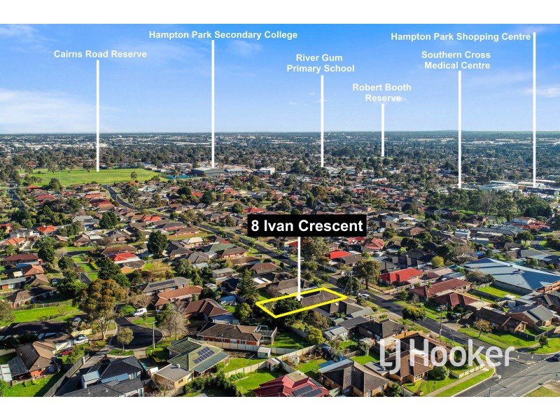 8 Ivan Crescent, Hampton Park VIC 3976