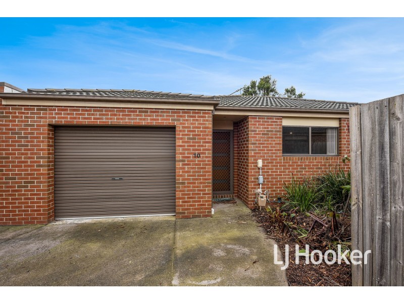 10/11-13 Elizabeth Street, Cranbourne North VIC 3977