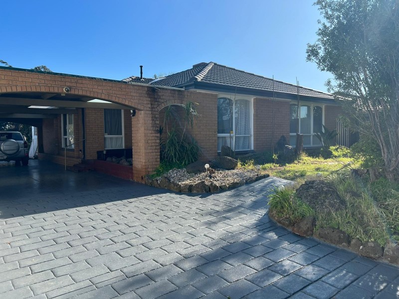 37 The Grange, Hampton Park VIC 3976