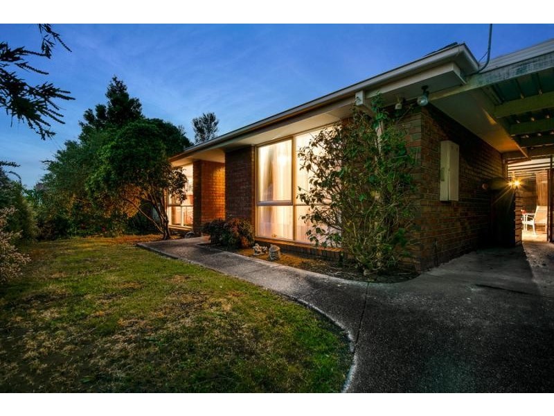 45 Lodge Crescent, Berwick VIC 3806