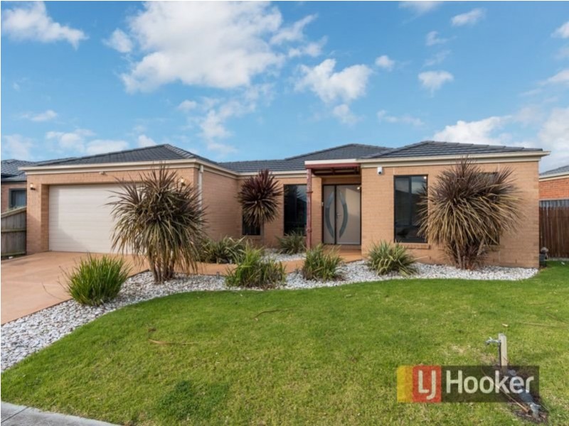 6 Flametree Circuit, Cranbourne VIC 3977