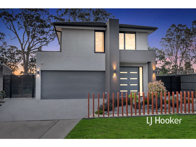 44 Rankin Close, Lynbrook VIC 3975
