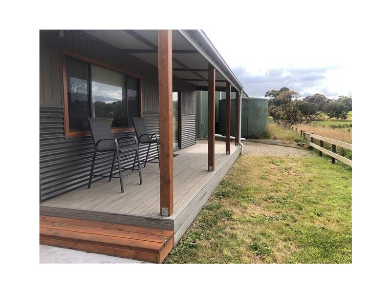 900B North Road, Pearcedale VIC 3912