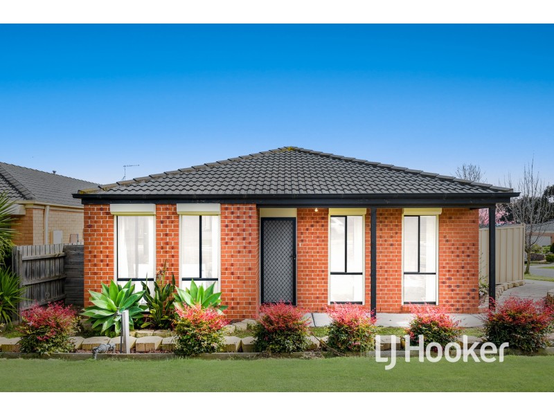 21 Tekarra Drive, Hampton Park VIC 3976