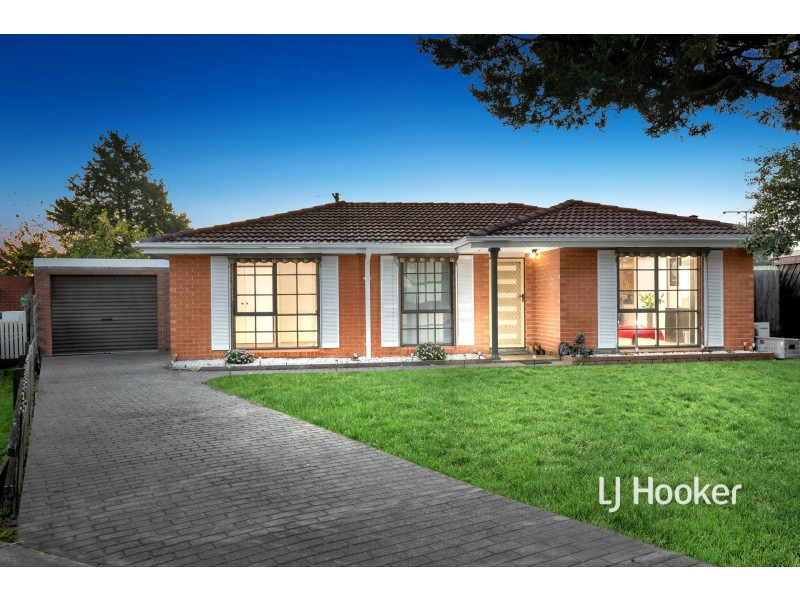 11 Casuarina Court, Hampton Park VIC 3976