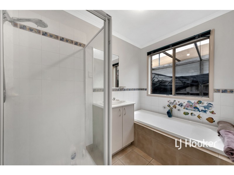 46 Kirkwood Crescent, Hampton Park VIC 3976