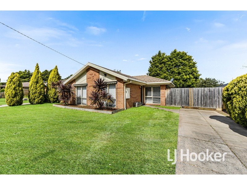 8 Canungra Close, Hampton Park VIC 3976