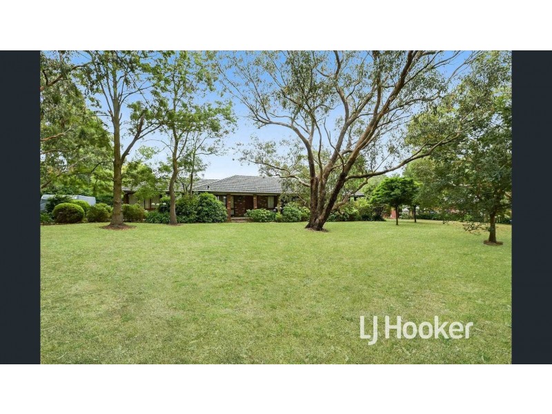 23 Collison Road, Cranbourne East VIC 3977