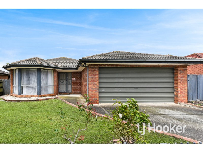 2 Bellflower Close, Hampton Park VIC 3976