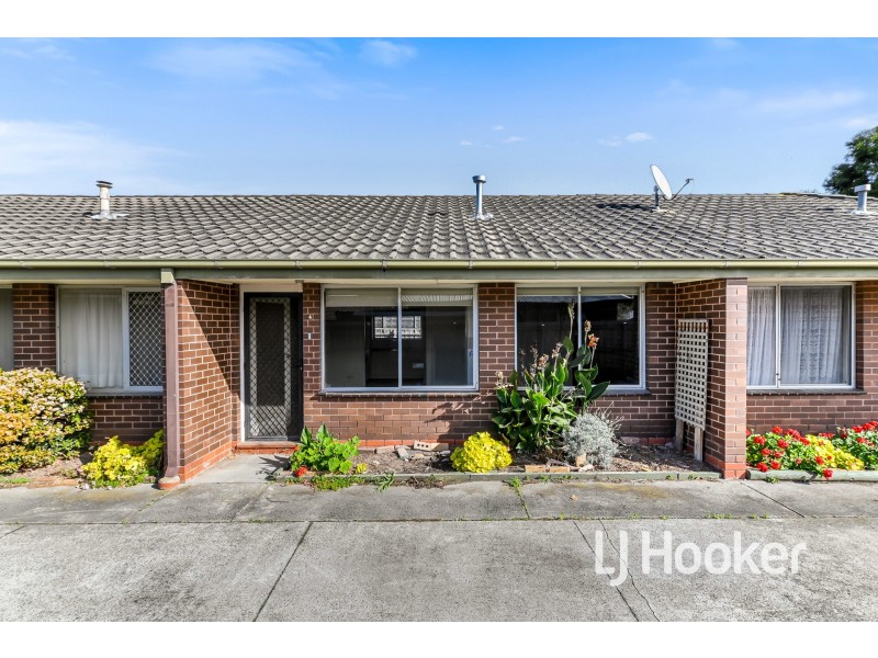 4/29 Gairloch Drive, Frankston VIC 3199