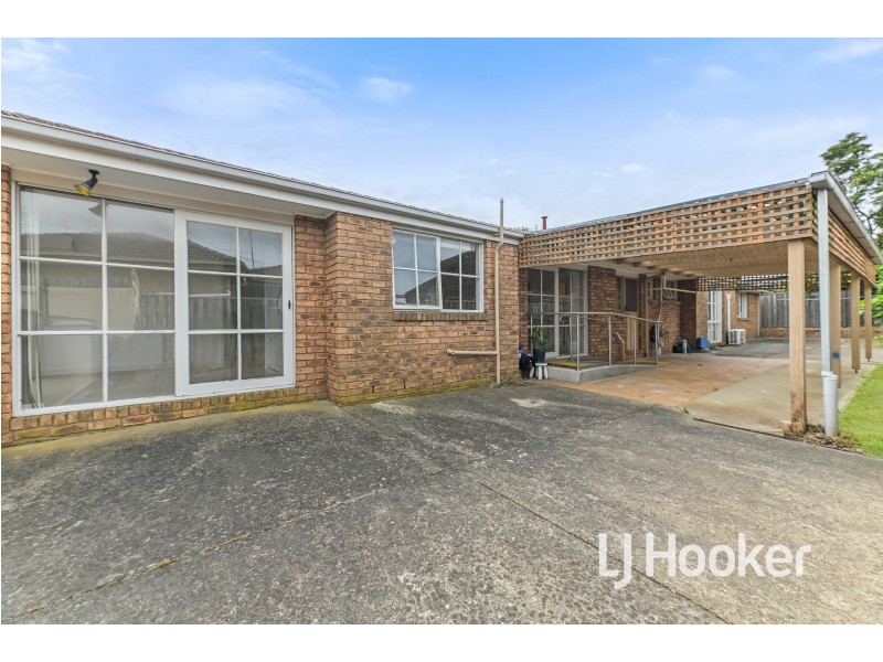 2 Springfield Drive, Narre Warren VIC 3805