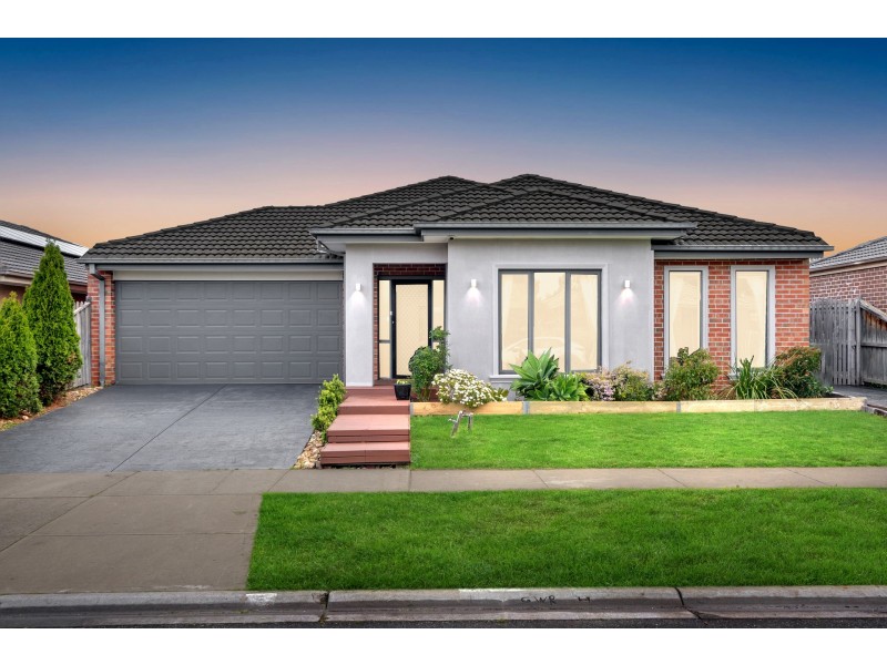 5 Rammer Way, Cranbourne East VIC 3977