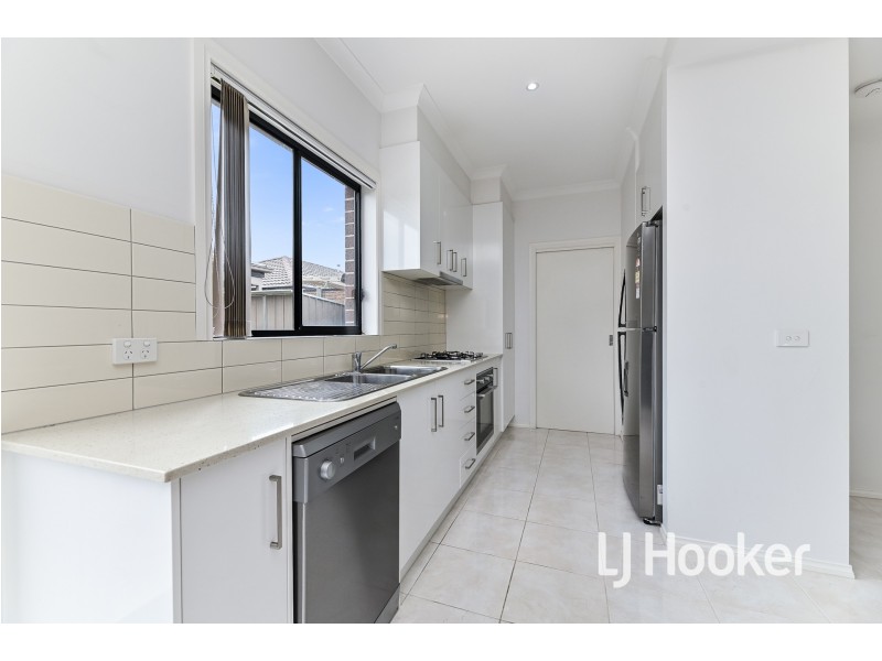 1,2,3/48 Kirkham Road, Dandenong VIC 3175