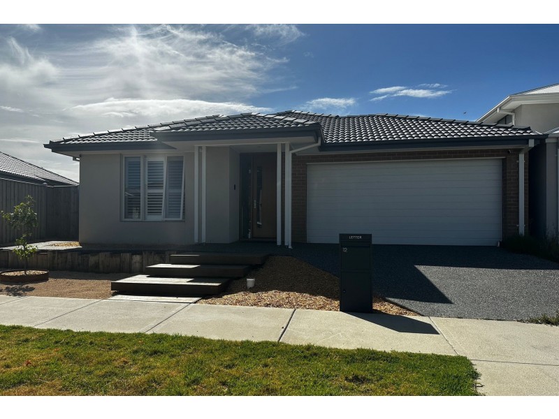12 Ergano Way, Cranbourne South VIC 3977