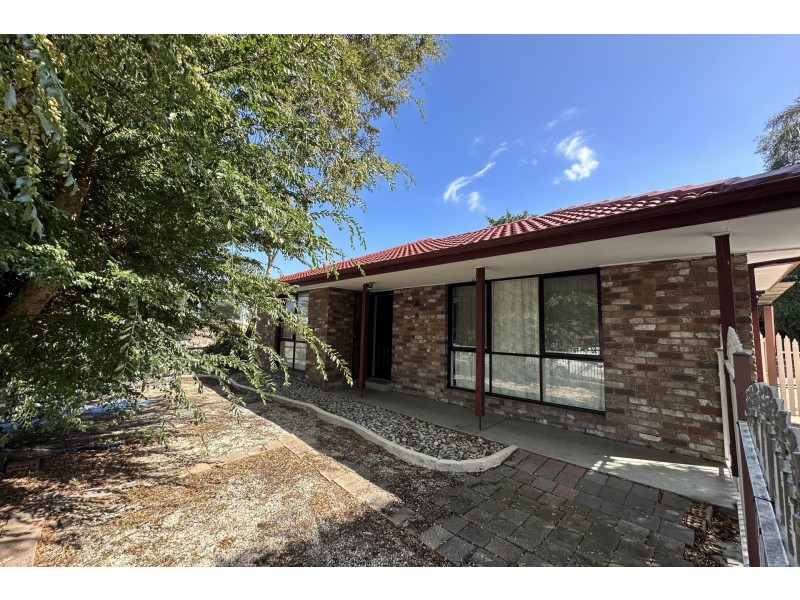 9 Stuart Avenue, Hampton Park VIC 3976