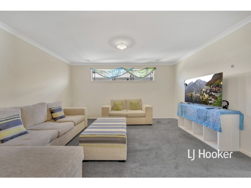 4 Aayana Street, Cranbourne East VIC 3977