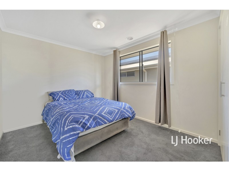 4 Aayana Street, Cranbourne East VIC 3977