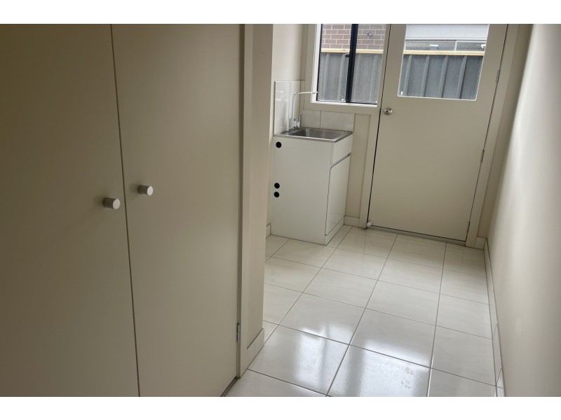 36 Viola Circuit, Clyde VIC 3978