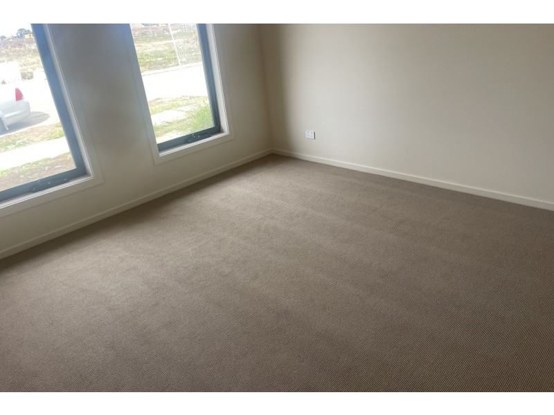 36 Viola Circuit, Clyde VIC 3978