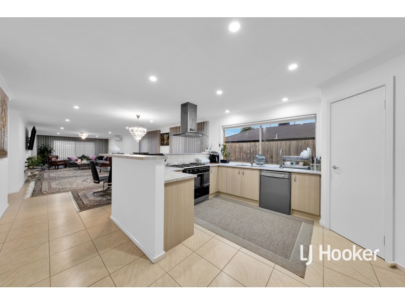 46 Kingdom Drive, Cranbourne VIC 3977