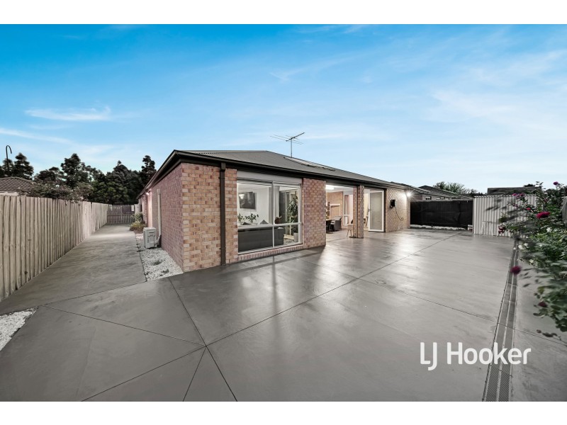 46 Kingdom Drive, Cranbourne VIC 3977