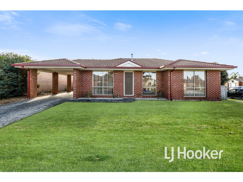 2 Howqua Place, Cranbourne VIC 3977