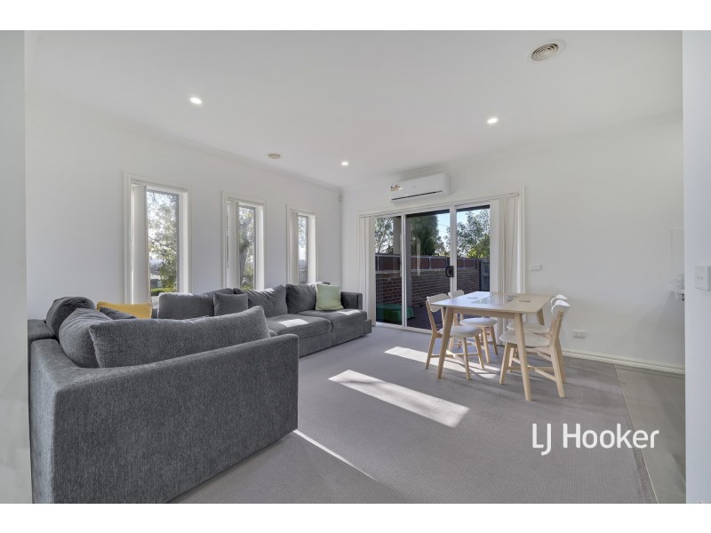 14 Pistachio Close, Hampton Park VIC 3976