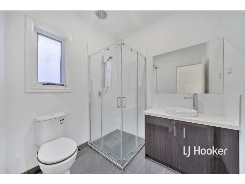 14 Pistachio Close, Hampton Park VIC 3976