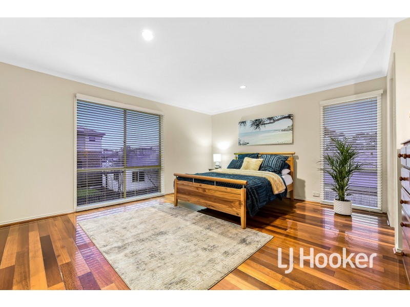 28 Sugar Bush Drive, Lynbrook VIC 3975