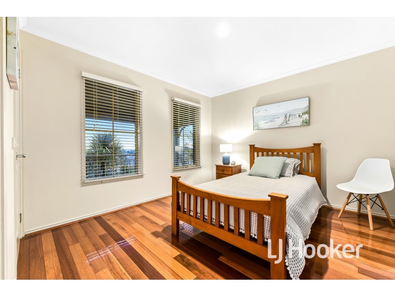 28 Sugar Bush Drive, Lynbrook VIC 3975